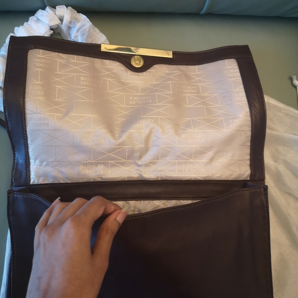 New Italian soft leather bag with iPad compartment -great fall colour - Picture 3 of 4